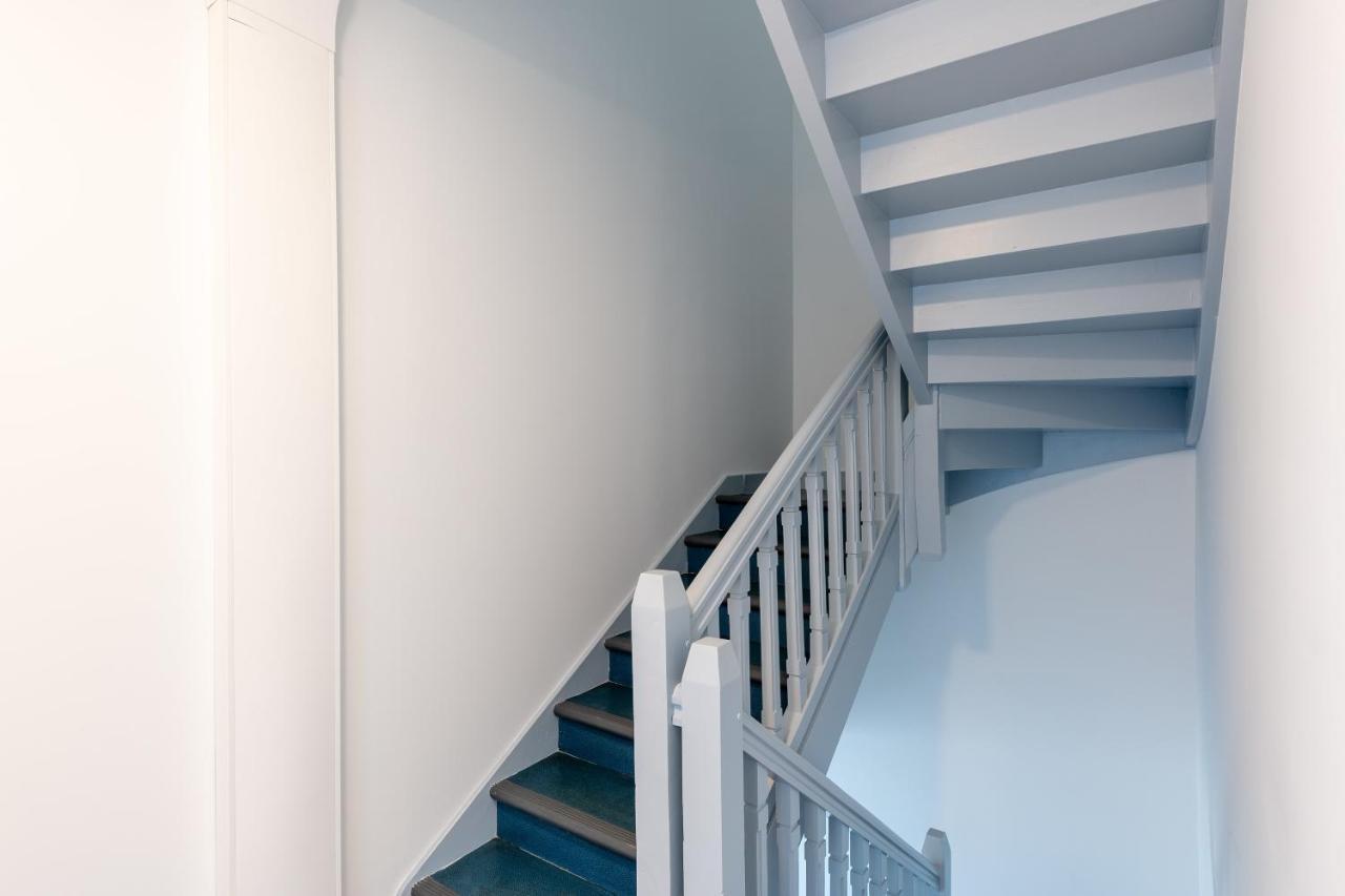 Le Belem : Chambre spacieuse avec sdb privative, cuisine et salon partagés, terrasse, proche facs et centre Brest Extérieur photo